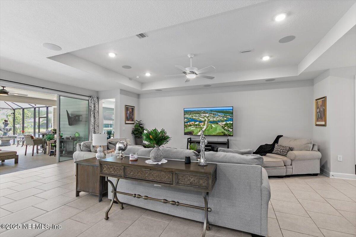 07-Living Room