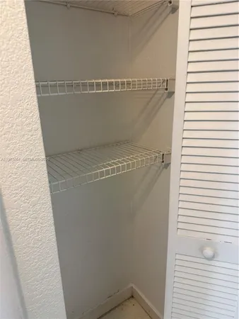 $1,950 | 5755 West 20th Avenue, Unit 201, Hialeah, FL 33012