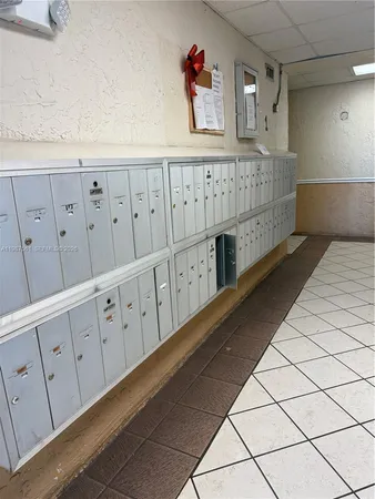 $1,950 | 5755 West 20th Avenue, Unit 201, Hialeah, FL 33012