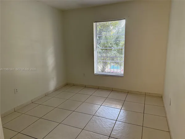 $1,950 | 5755 West 20th Avenue, Unit 201, Hialeah, FL 33012