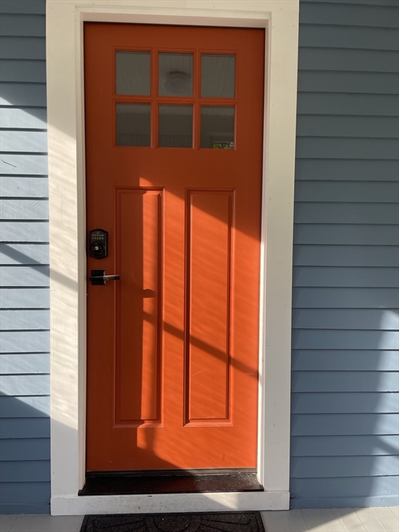 492 Elm Street Northampton, MA 01060 - Photo 11 of 31