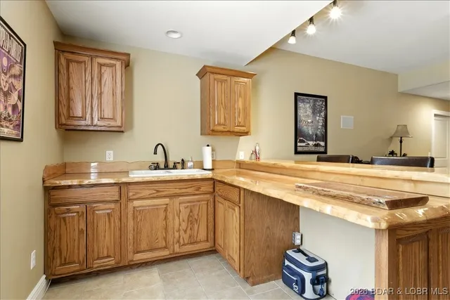 $620,000 | 35 Hand Lane, Eldon, MO 65026