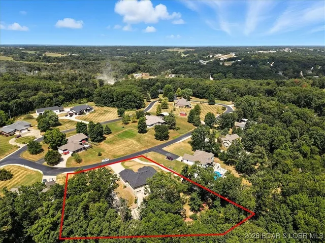 $620,000 | 35 Hand Lane, Eldon, MO 65026