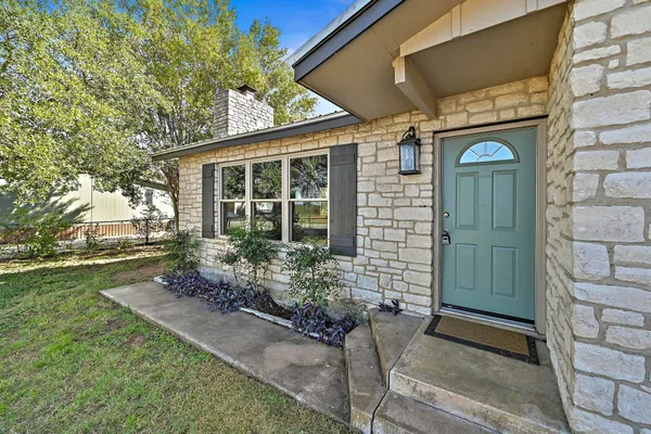 $290,000 | 551 North Grange Street, Bertram, TX 78605