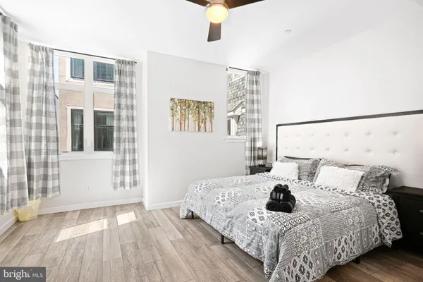 $3,600 | 842 North Leithgow Street, Philadelphia, PA 19123