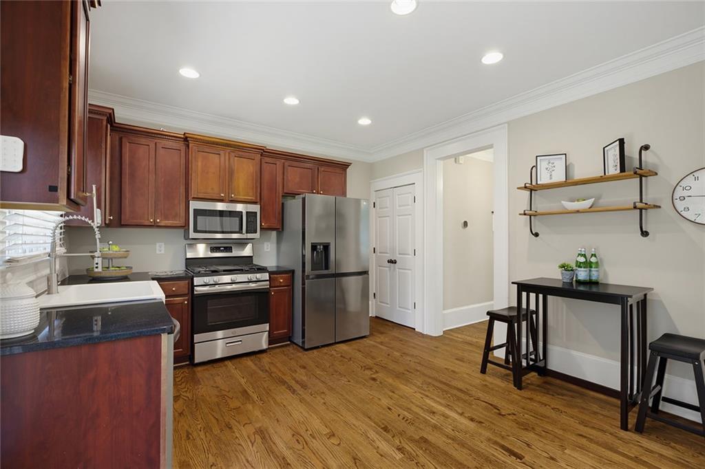 2009 Delphine Drive Decatur, GA 30032 - Photo 13 of 36 Gallery Image 13
