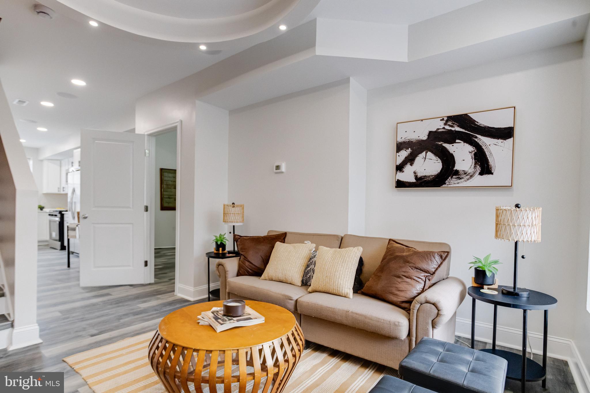 315 North Robinson Street Baltimore, MD 21224 - Photo 2 of 45