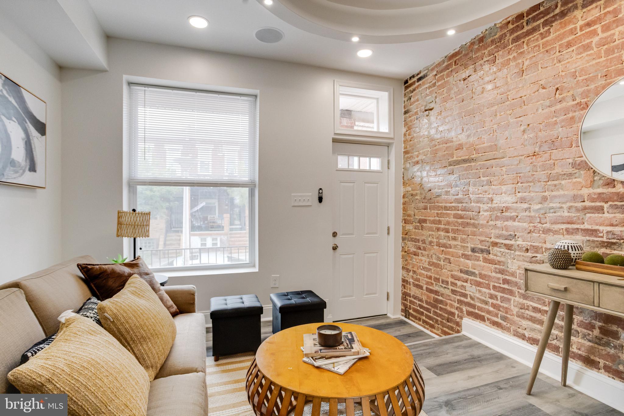 315 North Robinson Street Baltimore, MD 21224 - Photo 6 of 45