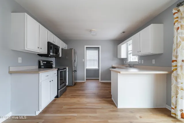 $2,300 | 602 Worth Drive, Morehead City, NC 28557