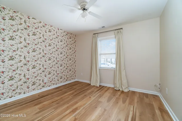 $2,300 | 602 Worth Drive, Morehead City, NC 28557