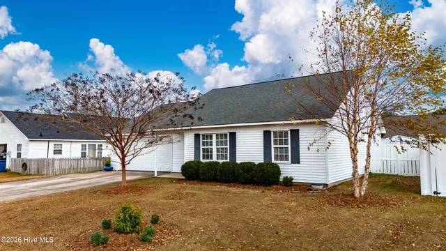 $2,300 | 602 Worth Drive, Morehead City, NC 28557