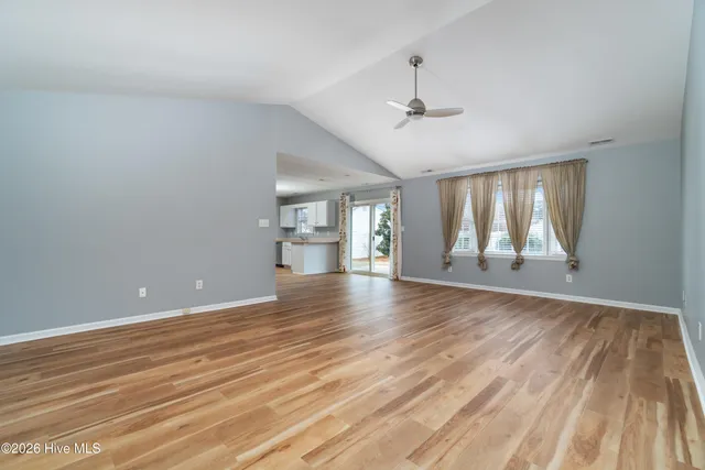 $2,300 | 602 Worth Drive, Morehead City, NC 28557