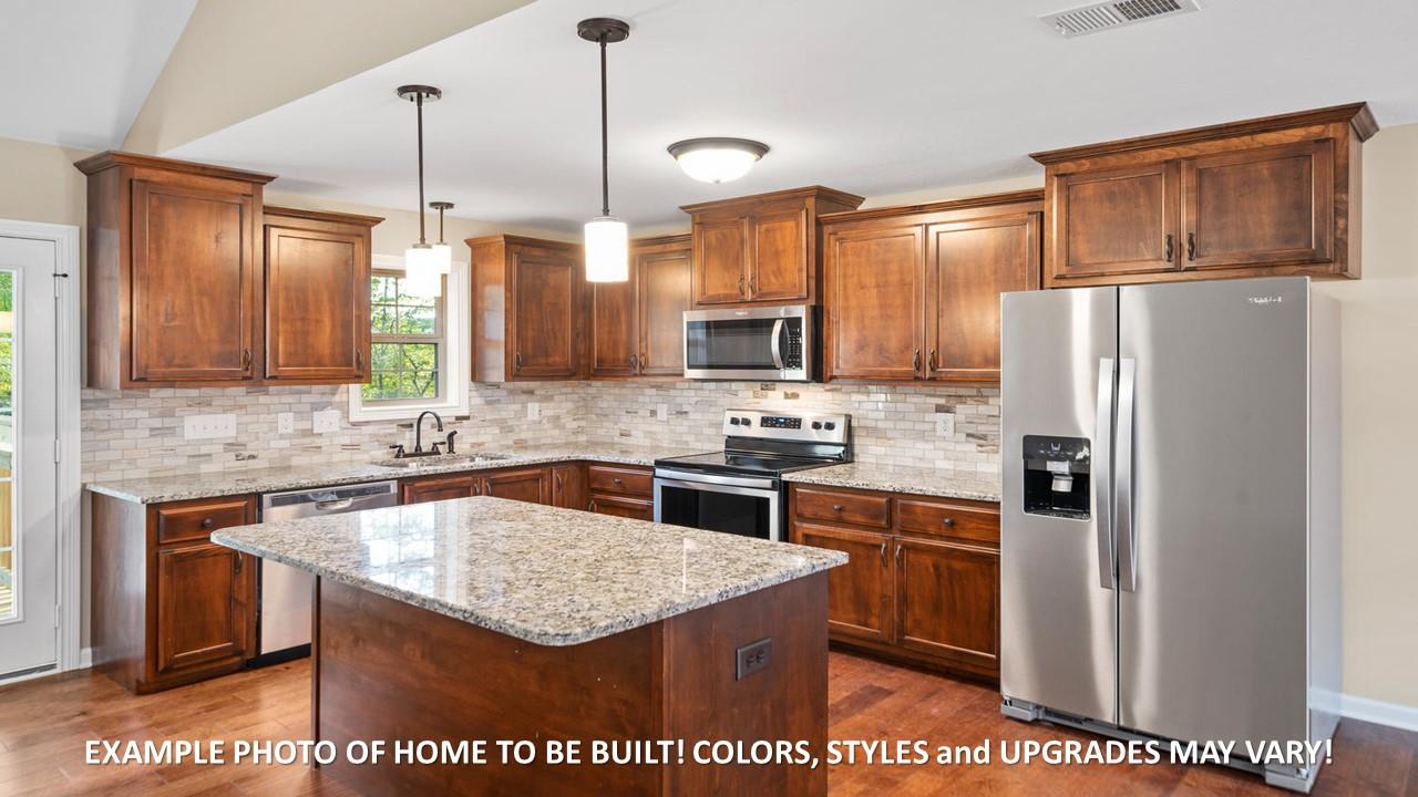 869 Rushing Drive Clarksville, TN 37042 - Photo 3 of 25 Gallery Image 3