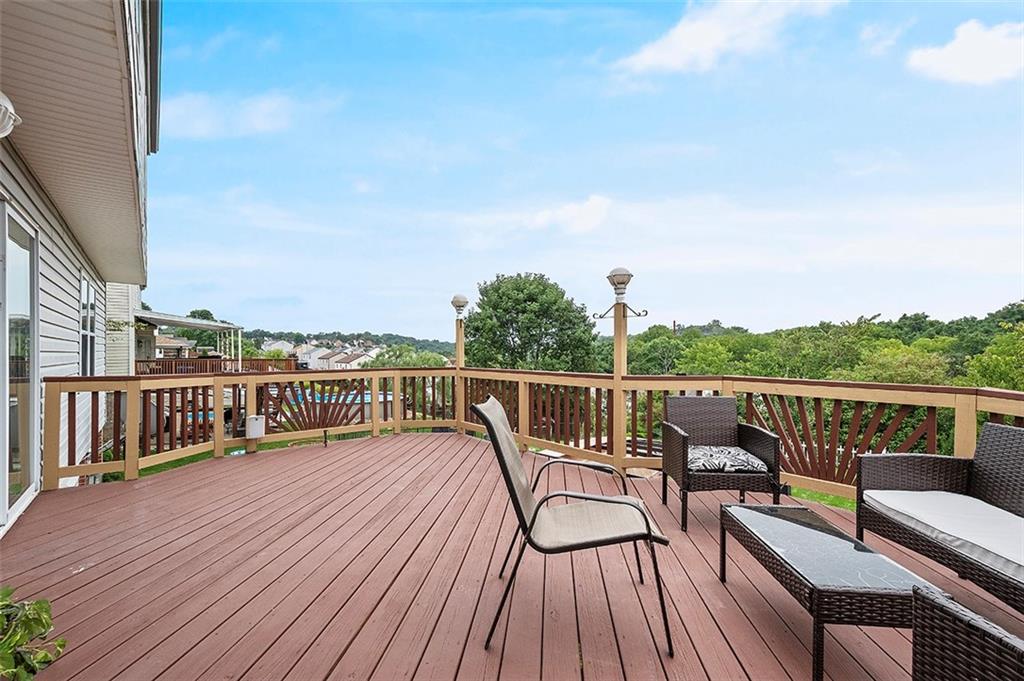 482 Shelbourne Drive Pittsburgh, PA 15239 - Photo 44 of 49 a view of roof deck with patio