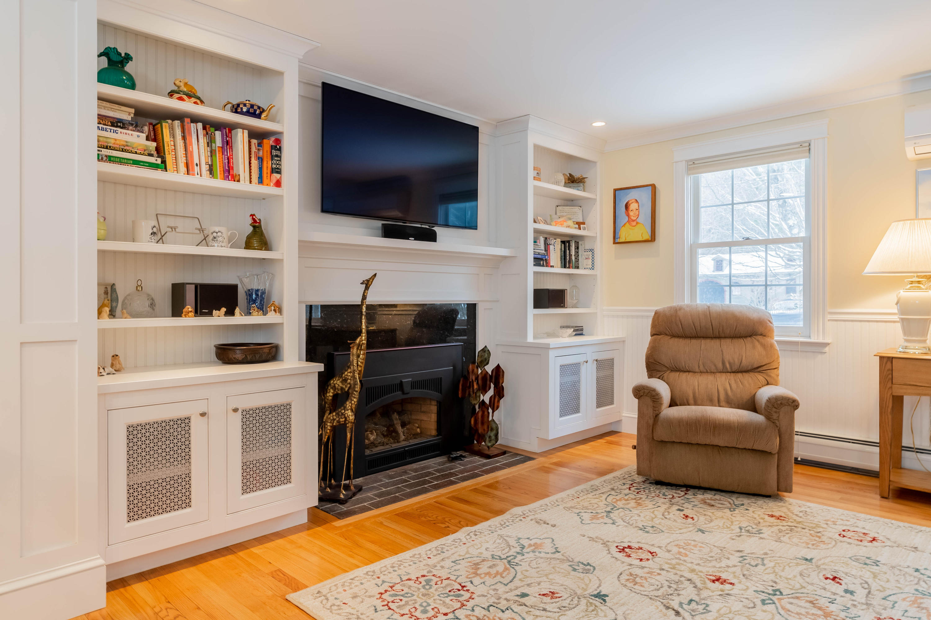 146 Brook Road Falmouth, ME 04105 - Photo 20 of 37 146 Brook Road_Family Room