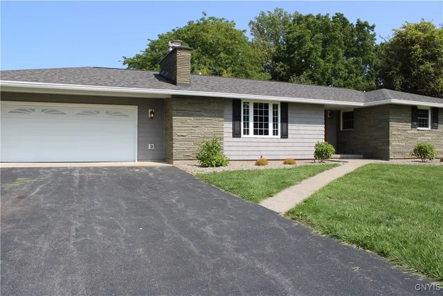 $550,000 | 1939 Coon Hill Road, Skaneateles, NY 13152