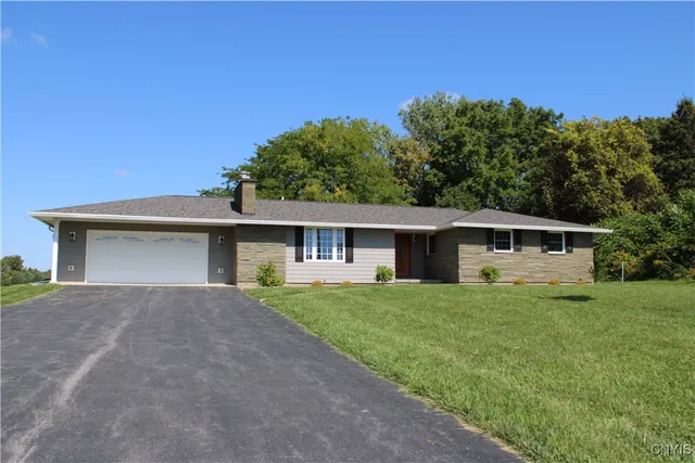 $550,000 | 1939 Coon Hill Road, Skaneateles, NY 13152