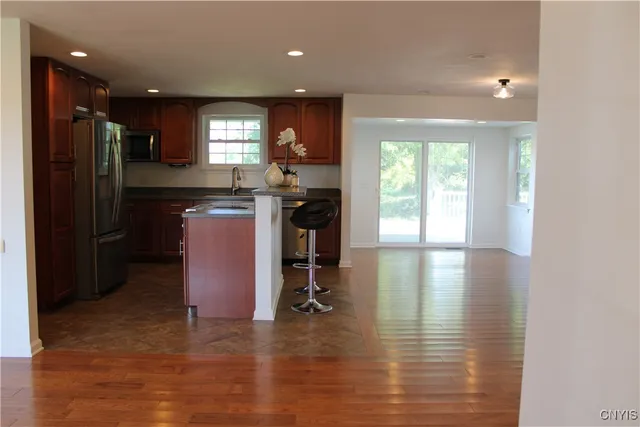 $550,000 | 1939 Coon Hill Road, Skaneateles, NY 13152