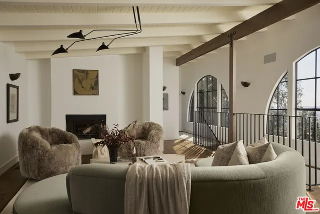 $3,995,000 | 2039 North Gramercy Place, Los Angeles, CA 90068