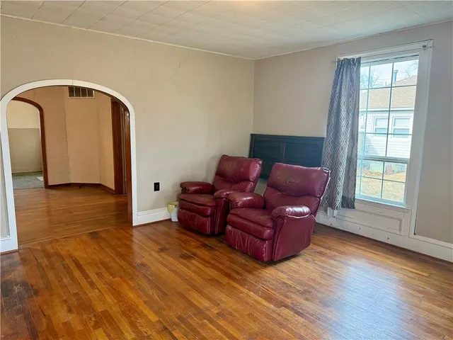 $50,000 | 433 North Grant Street, Erie, KS 66733