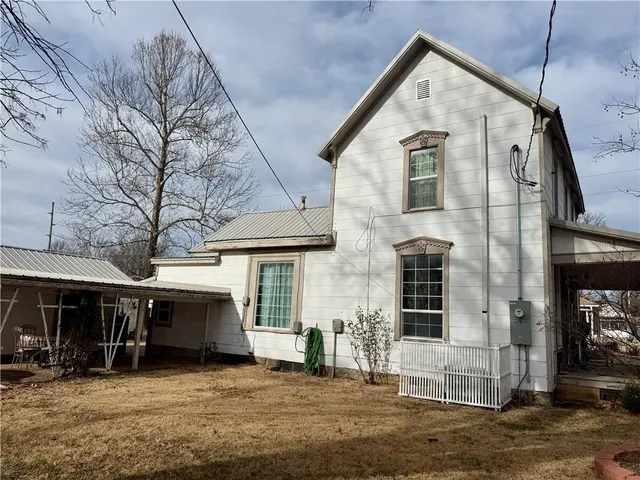 $50,000 | 433 North Grant Street, Erie, KS 66733