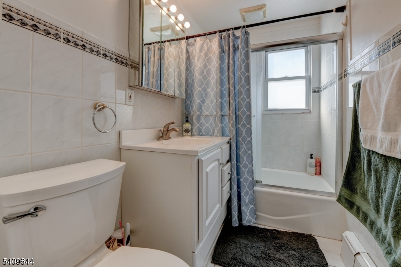 832 Dewey Street Union, NJ 07083 - Photo 19 of 26