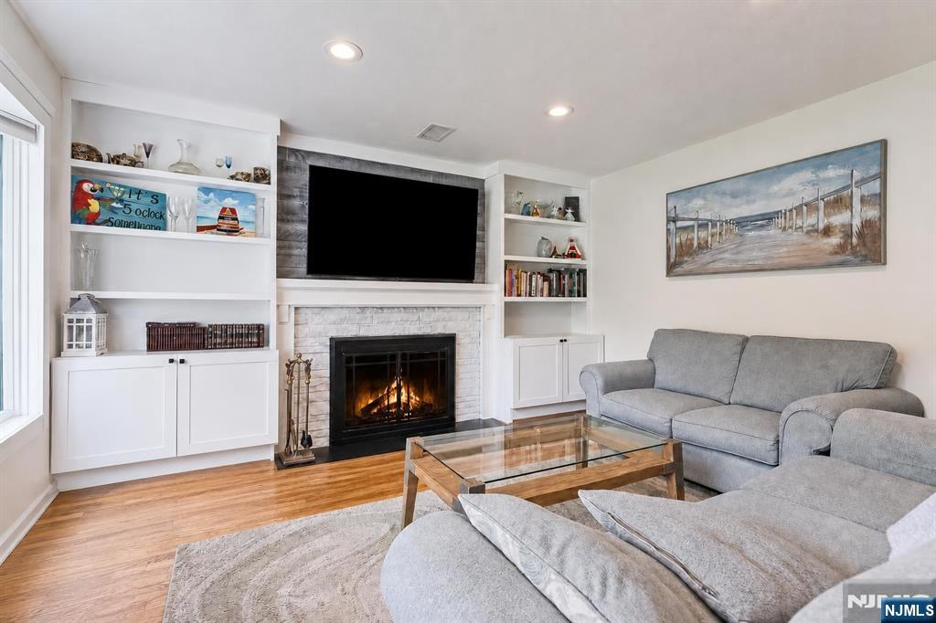 1471 Terrill Road Scotch Plains, NJ 07076 - Photo 3 of 41