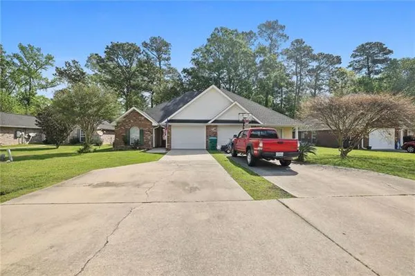 $184,000 | 141 Southgate Drive, Ponchatoula, LA 70454