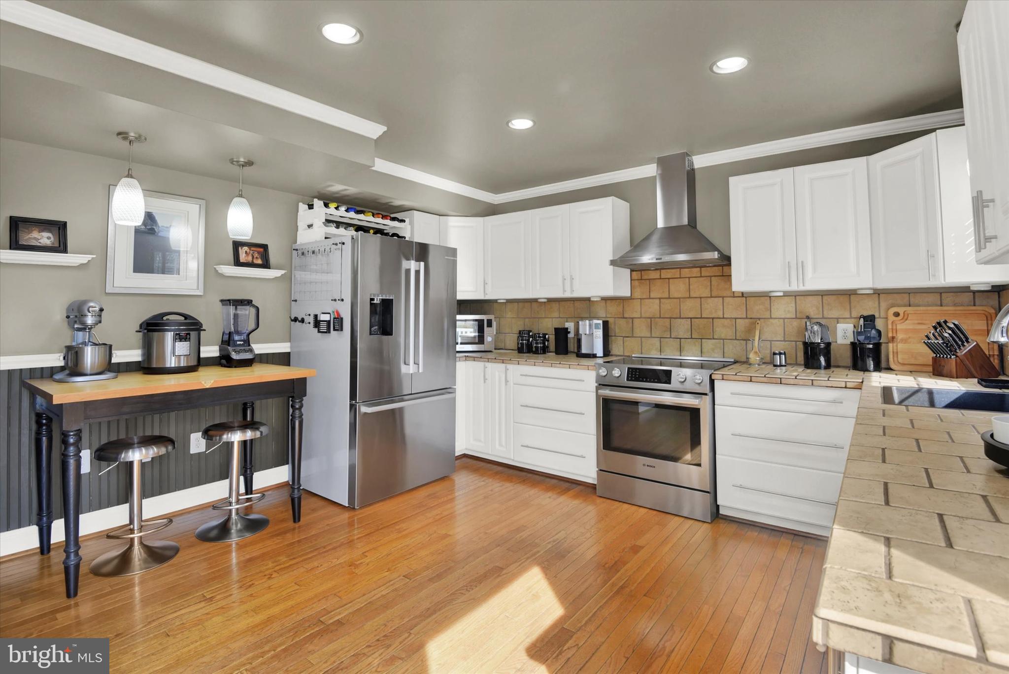 2929 A Bird View Road Westminster, MD 21157 - Photo 2 of 29 Kitchen