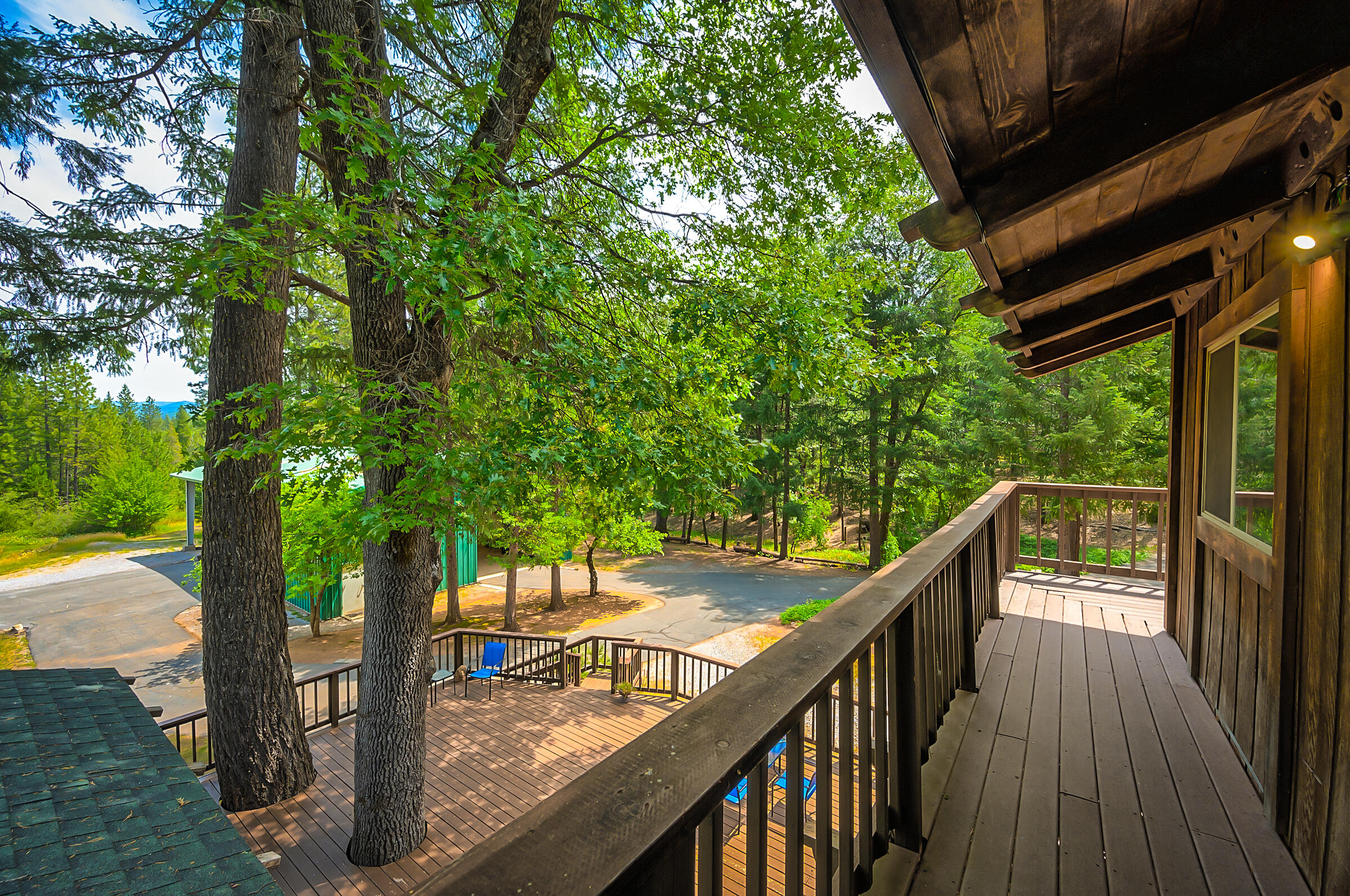 29230 Fenders Ferry Road Bella Vista, CA 96008 - Photo 37 of 60 a view of a balcony with mountain