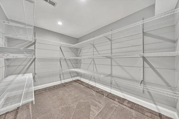 $625,000 | 6304 Roselawn Ct Drive, Roanoke, VA 24018
