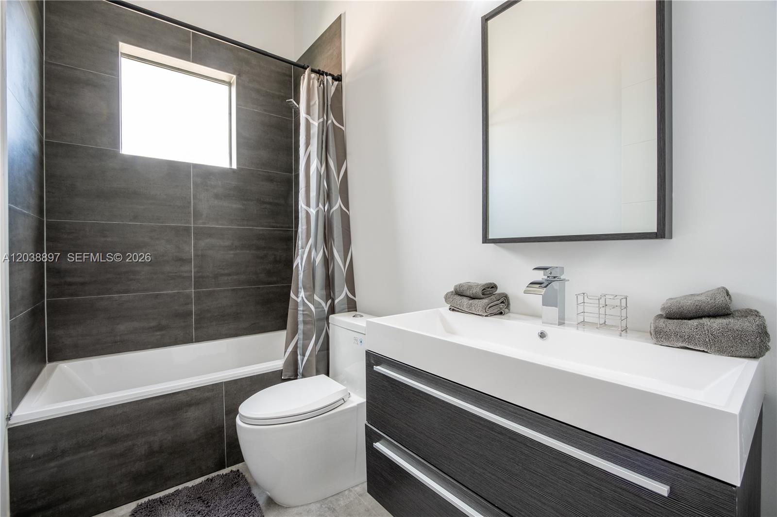 3461 Southwest 25th Street, Unit B Miami, FL 33133 - Photo 17 of 23