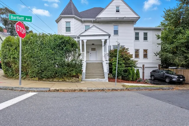 $1,065,000 | 2 Bartlett Avenue, Unit 1, Belmont, MA 02478