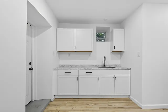 $1,065,000 | 2 Bartlett Avenue, Unit 1, Belmont, MA 02478