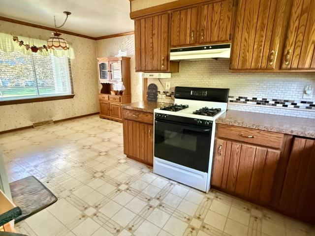 931 Old Pittsfield Road Pittsfield, PA 16340 - Photo 15 of 32 Gallery Image 15