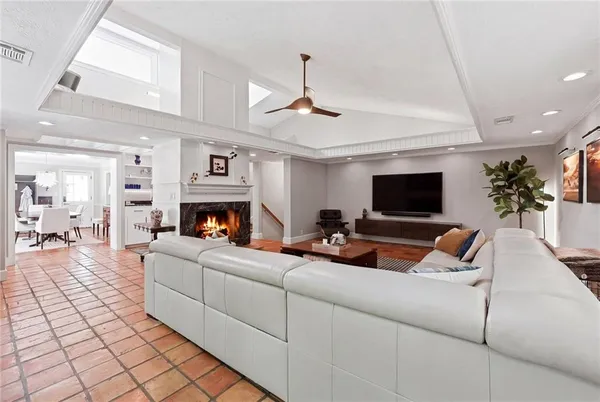 $850,000 | 705 East Northway Lane Northeast, Atlanta, GA 30342