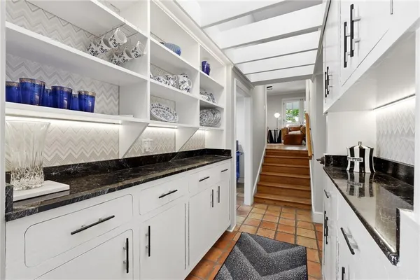 $850,000 | 705 East Northway Lane Northeast, Atlanta, GA 30342