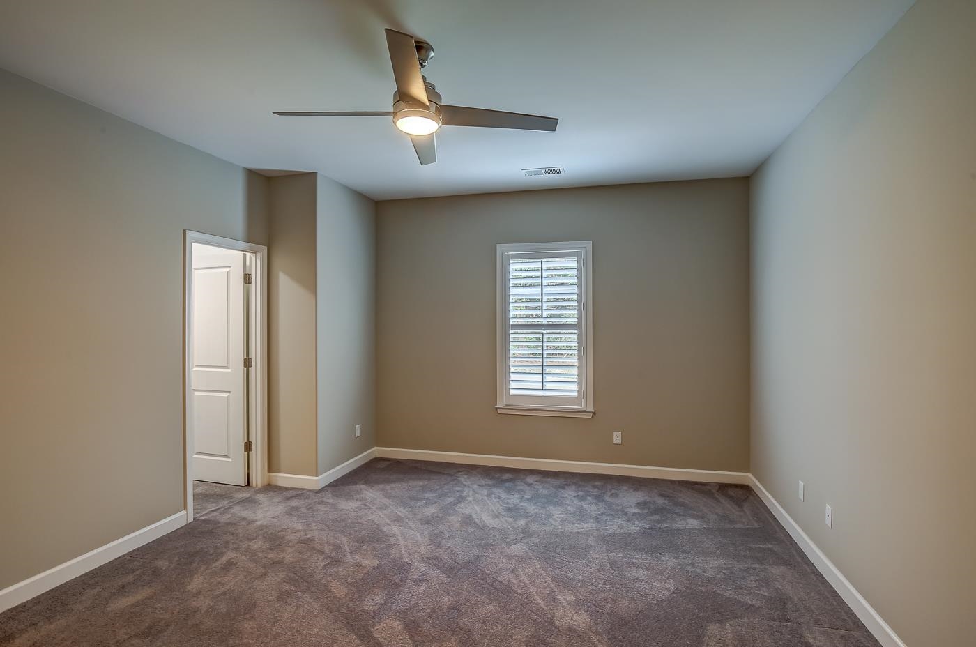 1908 Riverdale Road Germantown, TN 38138 - Photo 26 of 40 Walk-in closet. Ceiling fan with light. Plantation Shutters. Privacy Bath.