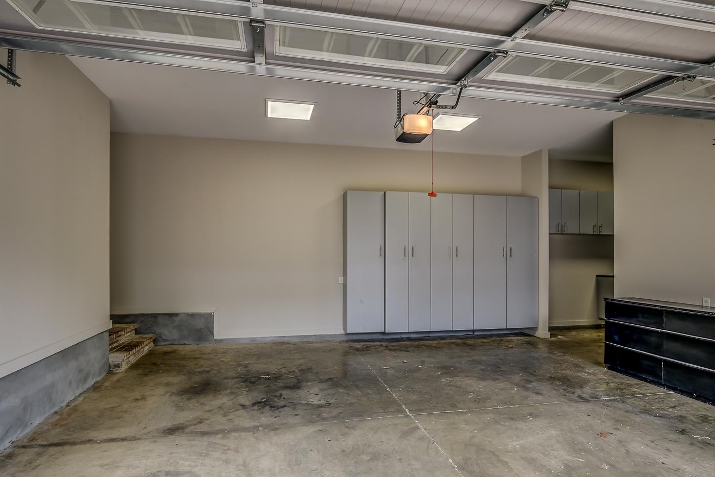 1908 Riverdale Road Germantown, TN 38138 - Photo 32 of 40 View of garage