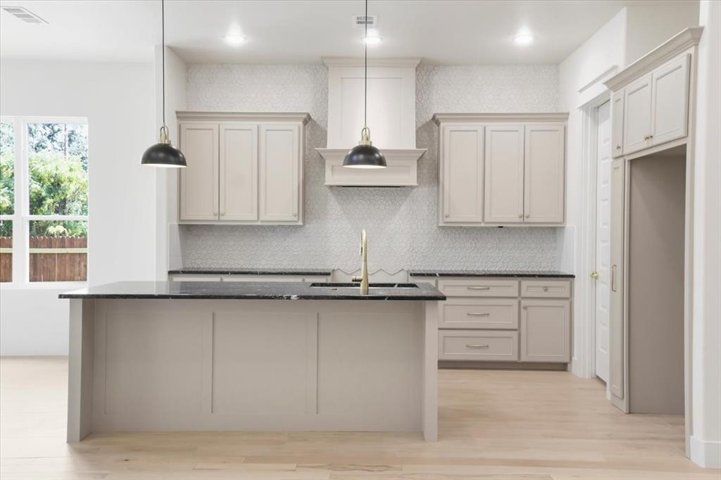 3465 Cardinal Ridge Forest Hill, TX 76119 - Photo 11 of 37 Gallery Image 11