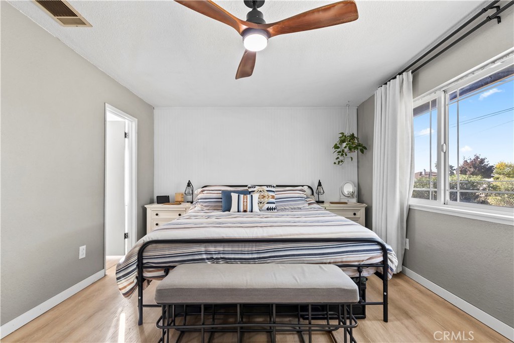 8755 Devon Avenue Hesperia, CA 92345 - Photo 15 of 45 a very nice looking dining room with a table and chairs