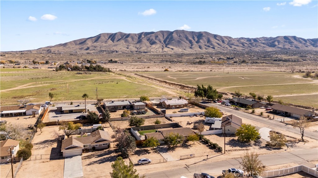 8755 Devon Avenue Hesperia, CA 92345 - Photo 41 of 45 a view of an ocean and a mountain