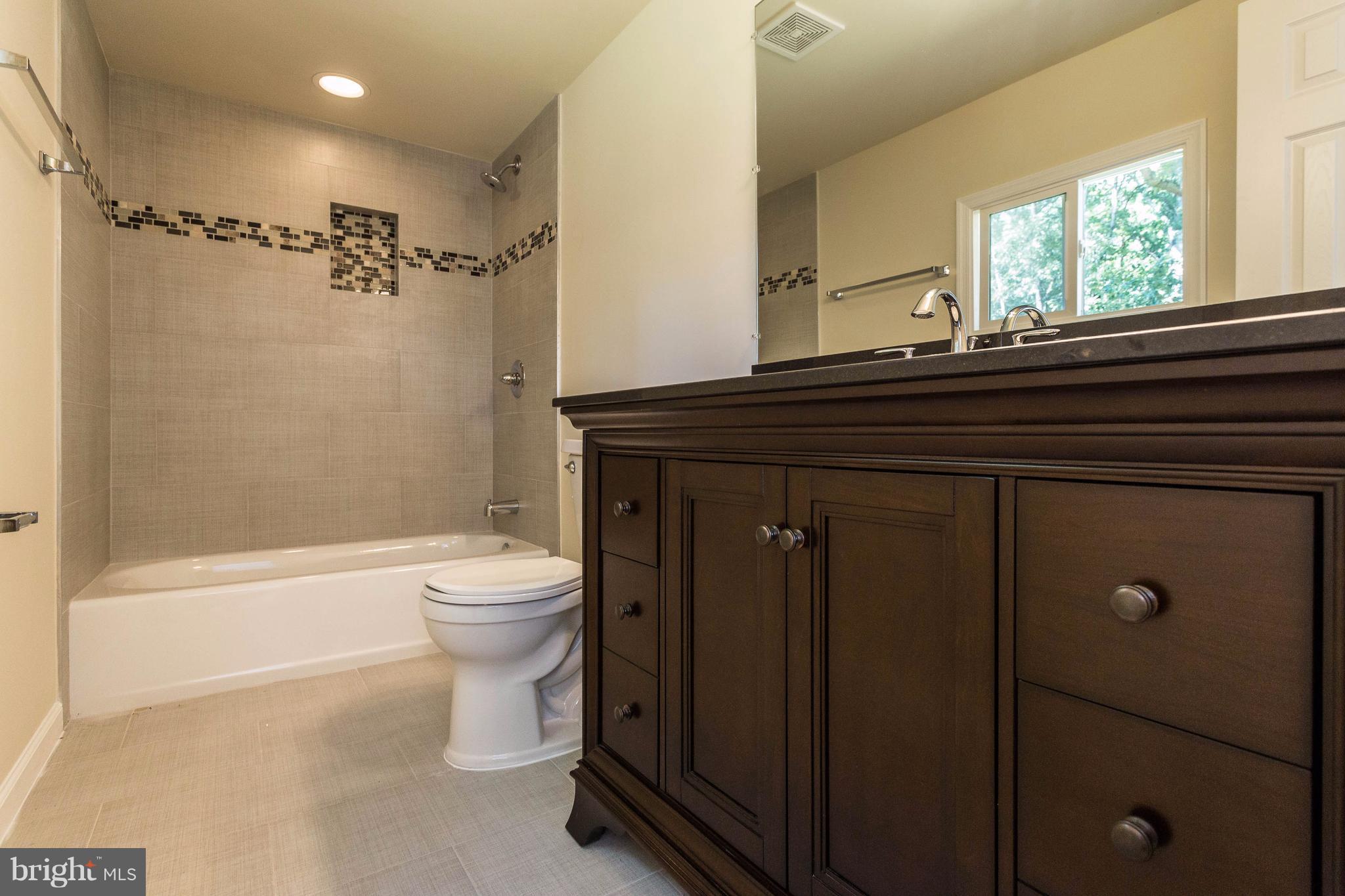162 Clark Patton Road Fredericksburg, VA 22406 - Photo 20 of 27 Gorgeous Master Vanity