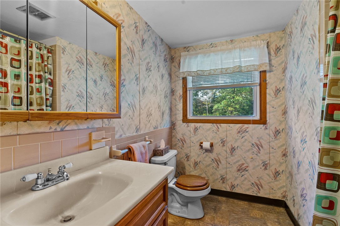 126 Burlingame Road Smithfield, RI 02917 - Photo 16 of 30