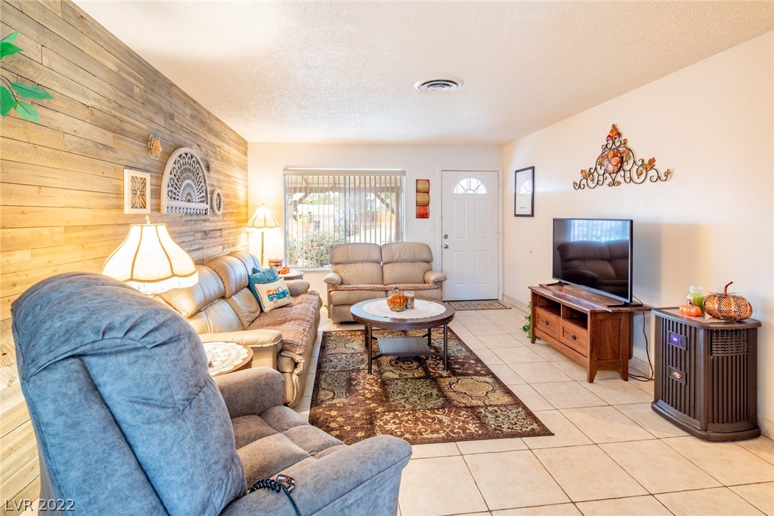 1334 Mustang Road Boulder City, NV 89005 - Photo 4 of 26 Gallery Image 4