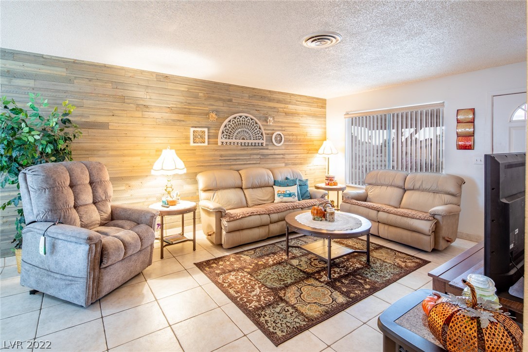 1334 Mustang Road Boulder City, NV 89005 - Photo 5 of 26 Gallery Image 5