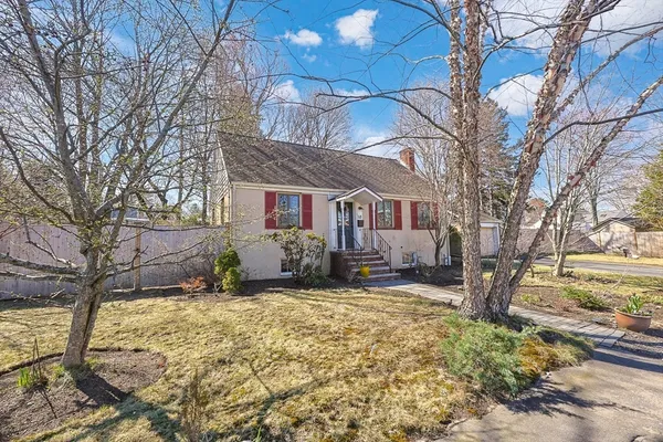$824,000 | 10 Parsons Avenue, Waltham, MA 02453