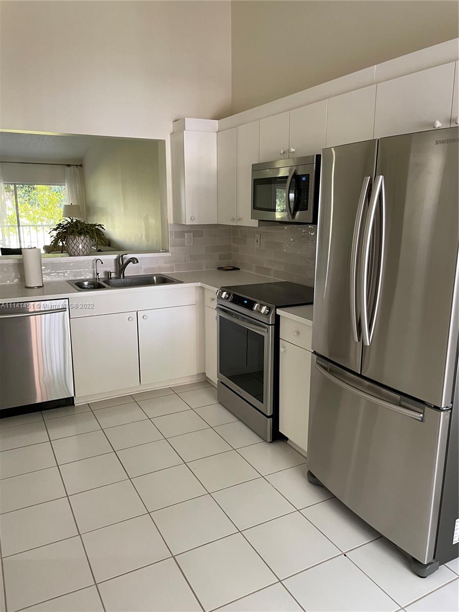 440 Northwest 67th Street, Unit H205 Boca Raton, FL 33487 - Photo 4 of 41