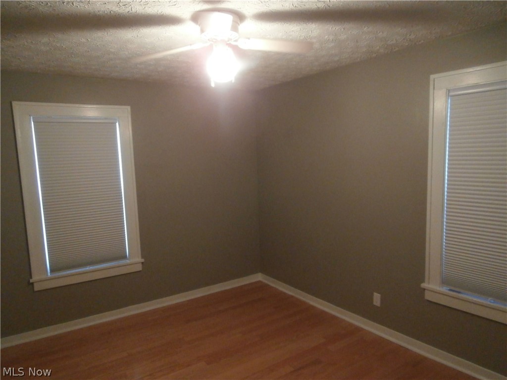 1347 Waverly Road Eastlake, OH 44095 - Photo 5 of 16