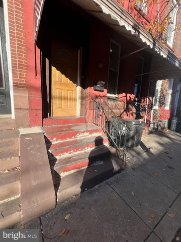 a view of outdoor space yard and patio
